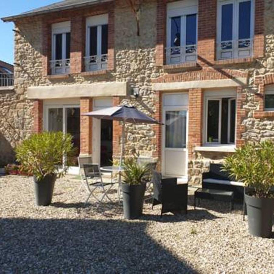 Villa Domaine De La Caure Bussiere-Dunoise Exterior foto